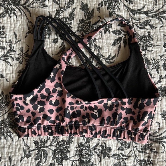 Onzie Leopard Set - Picture 3 of 4